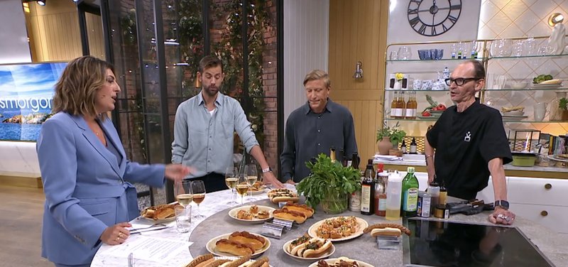 Erik Videgård lagar en rätt han vet att kronprinsessan gillar. Foto: Skärmavbild TV4 Erik Videgård lagar en rätt han vet att kronprinsessan gillar. Foto: Skärmavbild TV4